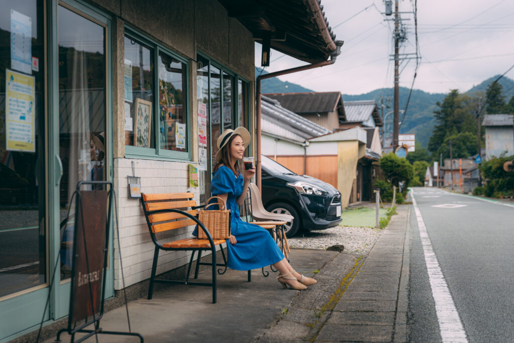 【大台町ビスタレイ】オーガニックコーヒー雪男＆世界の手芸アクセサリー｜三重県大台町
